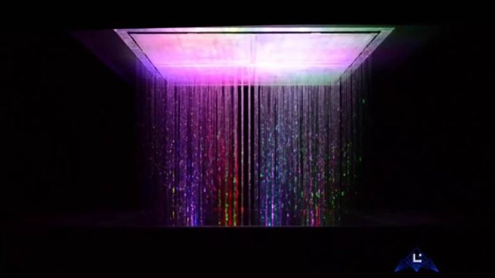 Màn nước kỹ thuật số là dạng màn nước nghệ thuật ứng dụng công nghệ điều khiển điện tử.