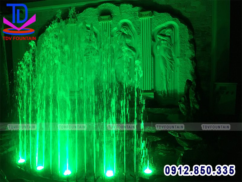 Đài phun nước mini sân vườn thôn Xích Đằng