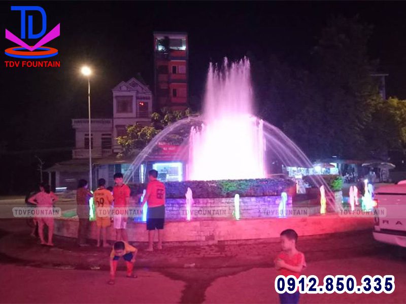 Đài phun nước trung tâm thương mại Bình An - Sóc Sơn