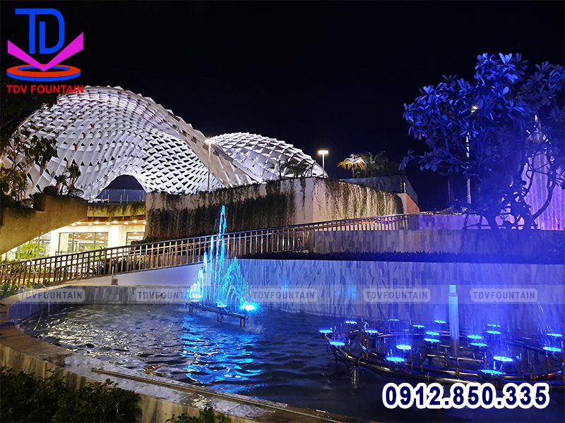 Đài phun nước vườn tượng Apec Đà Nẵng
