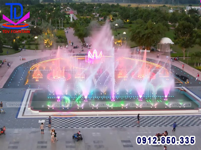 Nhạc nước quảng trường Võ Nguyên Giáp - Hồng Ngự - Đồng Tháp
