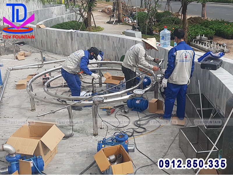 Thi công thiết bị đài phun nước công viên Apec