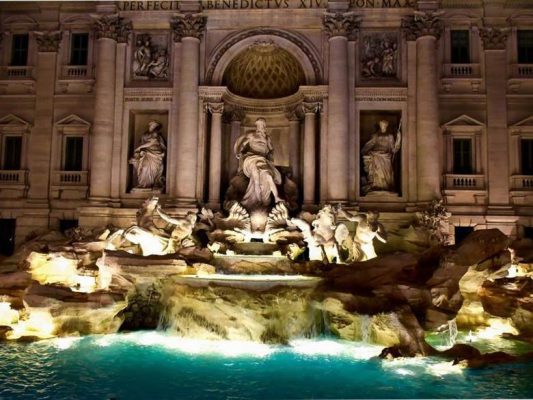 Thời điểm lý tưởng đến với đài phun nước trevi